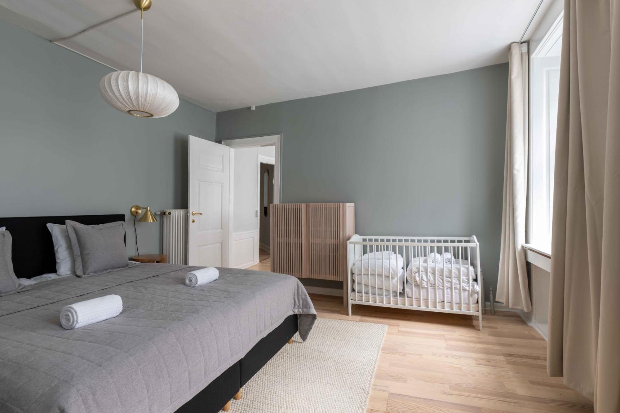Spacious Tivoli Gardens Apartment W 3 Bedrooms コペンハーゲン エクステリア 写真